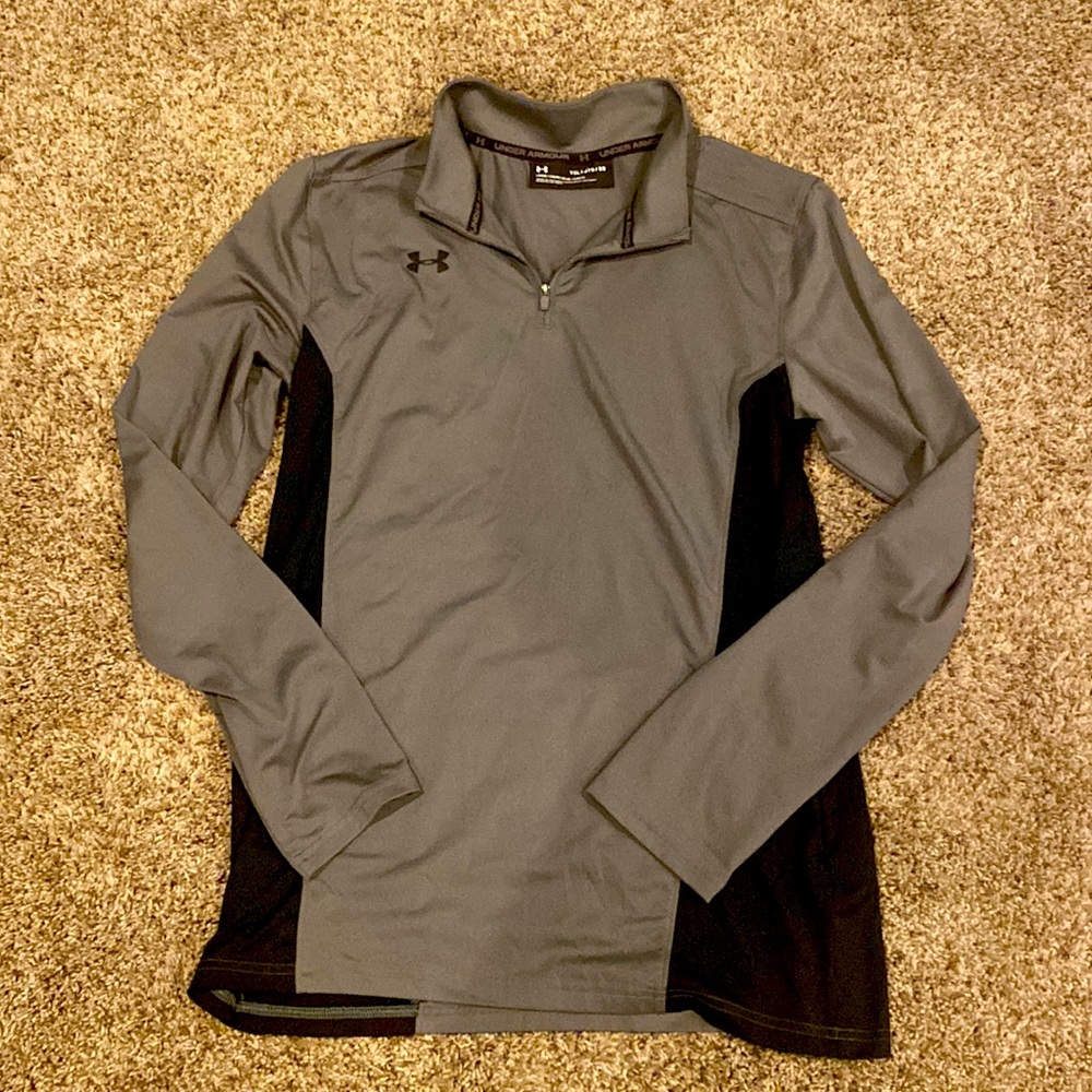 Youth Under Armour lightweight pullover